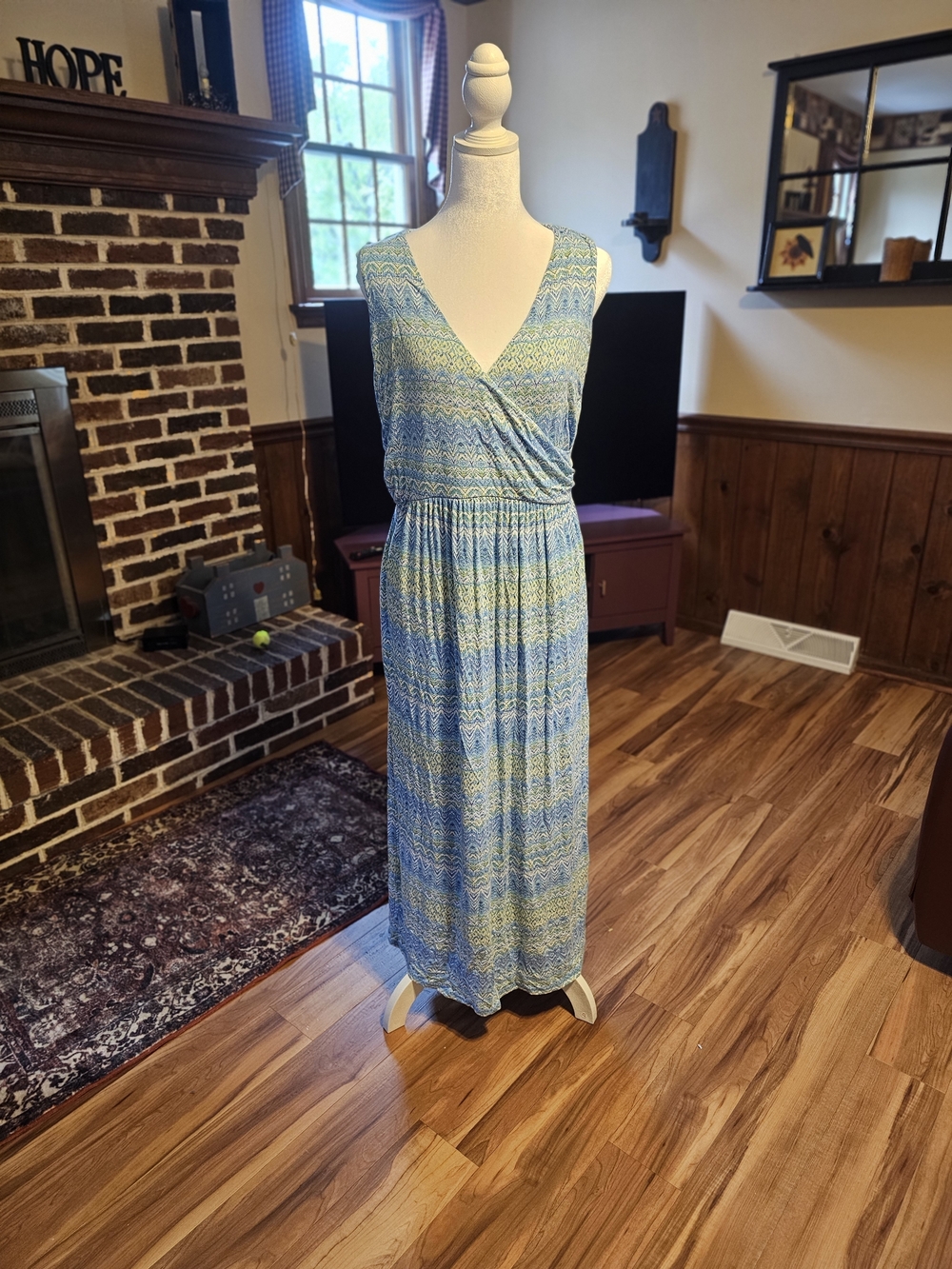 J. Jill Blue and Green Patterned Sleeveless Maxi Dress